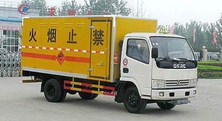 危險品運輸車能否運輸普通貨物？法規(guī)與實踐的解析